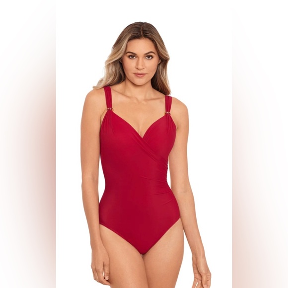 MiracleSuit Women’s Razzle Dazzle Siren One Piece Swimsuit Grenadine Red - Picture 14 of 14